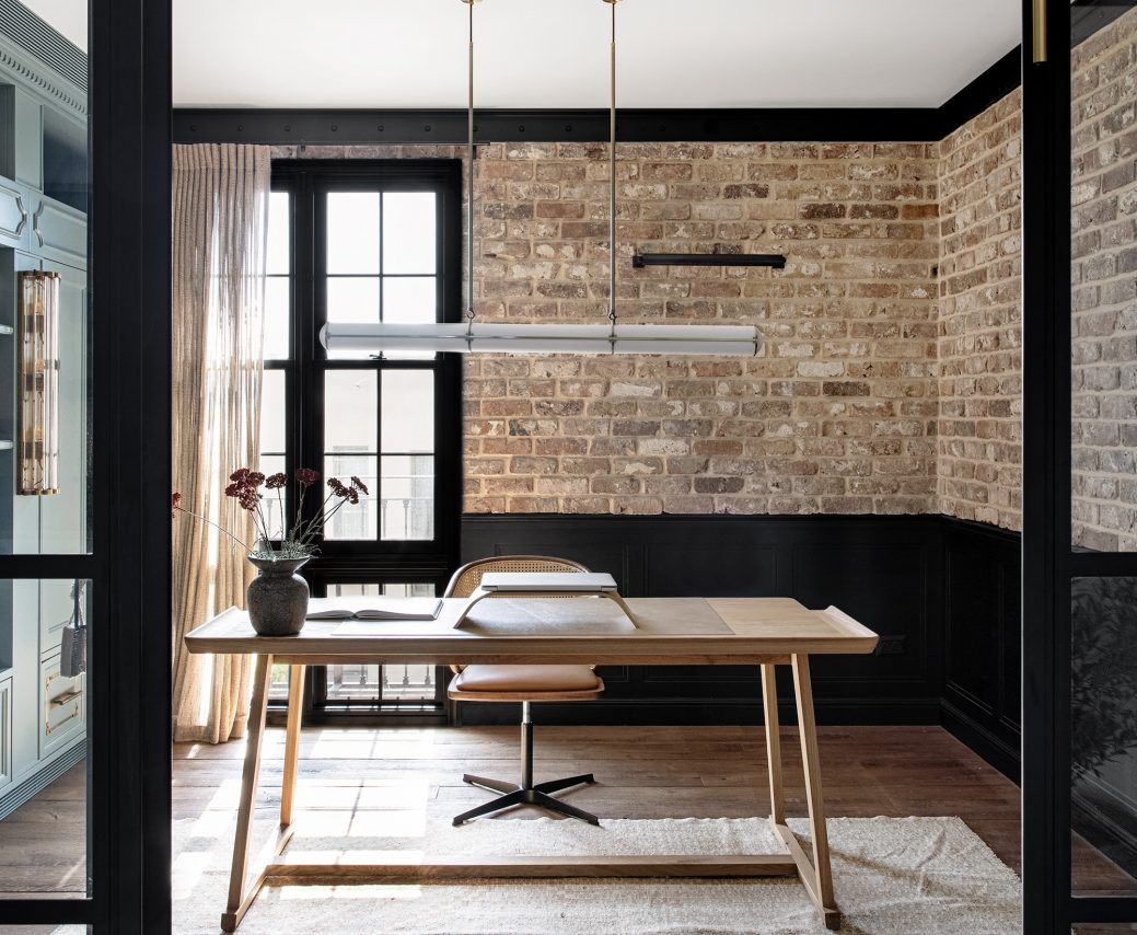 בריקים לחדר העבודה